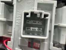 Load image into Gallery viewer, OUTER TAIL LIGHT LAMP Volvo S60 XC60 11 12 13 14 15 Left - NW685717
