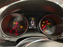 Load image into Gallery viewer, SPEEDOMETER CLUSTER Volkswagen Golf 2010 10 2011 11 - NW686590
