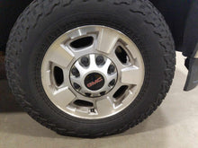 Load image into Gallery viewer, [INVENTORYCAR_YEAR_MAKE_MODEL] WHEEL RIM 17x7-1/2 ALUM 17x7-1/2, 8 lug, 180mm - NW686276
