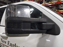 Load image into Gallery viewer, [INVENTORYCAR_YEAR_MAKE_MODEL] SIDE VIEW DOOR MIRROR Right - NW686182
