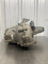 Load image into Gallery viewer, Transfer Case  SIERRA 2500 PICKUP 2016 - NW686374
