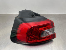 Load image into Gallery viewer, OUTER TAIL LIGHT LAMP Jeep Cherokee 14 15 16 17 18 Left - NW686377
