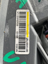 Load image into Gallery viewer, OUTER TAIL LIGHT LAMP Jeep Cherokee 14 15 16 17 18 Left - NW686377
