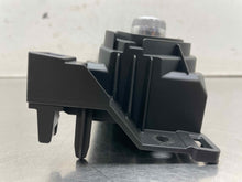 Load image into Gallery viewer, Temperature Controls Mazda 6 2021 - NW687584
