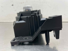 Load image into Gallery viewer, Temperature Controls Mazda 6 2021 - NW687584
