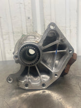 Load image into Gallery viewer, TRANSFER CASE QX60 Murano Murano Cross Cabriolet Pathfinder 13-17 - NW688020
