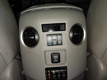 Load image into Gallery viewer, REAR TEMPERATURE CONTROLS Honda Pilot 09 10 11 12 13 14 15 - NW688704
