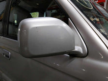 Load image into Gallery viewer, SIDE VIEW MIRROR Toyota 4 Runner 1999 99 2000 00 2001 01 2002 02 Right Power - NW689049
