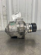 Load image into Gallery viewer, TRANSFER CASE Honda CR-V 2012 12 2013 13 2014 14 - NW689665
