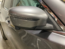 Load image into Gallery viewer, SIDE VIEW DOOR MIRROR Nissan Rogue 2016 16 Right - NW690865
