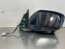 Load image into Gallery viewer, SIDE VIEW DOOR MIRROR Nissan Rogue 2016 16 Right - NW690865
