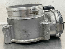 Load image into Gallery viewer, Throttle Body  FORD E350 VAN 2019 - NW690983
