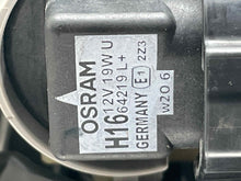 Load image into Gallery viewer, FOG LAMP LIGHT CT200H ES300H ES350 GS350 12-18 Bumper Mounted Right - NW691440
