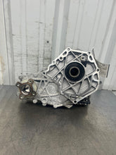 Load image into Gallery viewer, TRANSFER CASE Hyundai Genesis 2015 15 2016 16 2017 17 - NW691592
