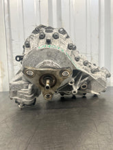 Load image into Gallery viewer, TRANSFER CASE Hyundai Genesis 2015 15 2016 16 2017 17 - NW691592
