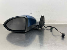 Load image into Gallery viewer, Side View Door Mirror Volkswagen Jetta 2019 - NW691760
