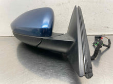 Load image into Gallery viewer, Side View Door Mirror Volkswagen Jetta 2019 - NW691876
