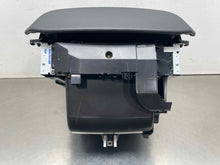 Load image into Gallery viewer, Radio Chevrolet Tahoe 2016 - NW692136
