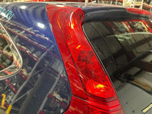 Load image into Gallery viewer, TAIL LIGHT LAMP ASSEMBLY Honda CR-V 2015 15 2016 16 UPPER Left - NW692163
