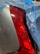 Load image into Gallery viewer, TAIL LIGHT LAMP ASSEMBLY Honda CR-V 2015 15 2016 16 UPPER Left - NW692526
