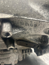 Load image into Gallery viewer, TRANSMISSION Mercedes-Benz C250 C300 C350 C63 2013 13 AWD - NW692531
