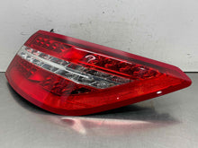 Load image into Gallery viewer, OUTER TAIL LIGHT LAMP E300 E350 E400 E550 E63 10 11 12 13 Right - NW693289
