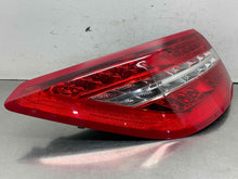 Load image into Gallery viewer, OUTER TAIL LIGHT LAMP E300 E350 E400 E550 E63 10 11 12 13 Left - NW693290

