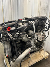 Load image into Gallery viewer, Engine Motor  MERCEDES GL-CLASS 2015 - NW693478
