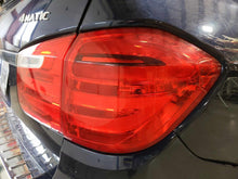 Load image into Gallery viewer, TAIL LIGHT LAMP ASSEMBLY Gl350 Gl450 Gl550 GL63 AMG 13-16 Right - NW693559

