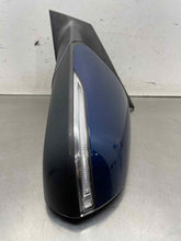 Load image into Gallery viewer, Side View Door Mirror Hyundai Sonata 2015 - NW693937
