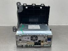 Load image into Gallery viewer, Radio Subaru Impreza 2017 - NW694512
