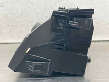 Load image into Gallery viewer, Temperature Controls Cadillac Deville 2005 - NW696077
