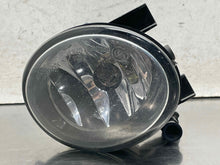 Load image into Gallery viewer, FOG LAMP LIGHT EOS Tiguan 12 13 14 15 16 17 Bumper Mounted Right - NW695993
