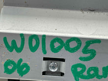 Load image into Gallery viewer, RADIO Land Rover Range Rover Sport 2006 06 2007 07 2008 08  AM FM 6 CD - NW695861
