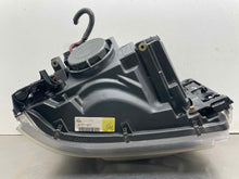 Load image into Gallery viewer, HEADLIGHT LAMP ASSEMBLY Range Rover Sport 06 07 08 09 Right - NW695712
