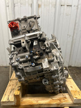 Load image into Gallery viewer, Transmission  MAVERICK PICKUP 2022 - NW695498
