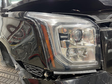 Load image into Gallery viewer, Headlight Lamp Assembly GMC Yukon 2018 - NW696130
