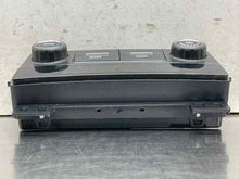 Load image into Gallery viewer, Temperature Controls GMC Yukon 2018 - NW696538
