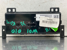 Load image into Gallery viewer, Temperature Controls GMC Yukon 2018 - NW696538
