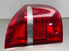Load image into Gallery viewer, OUTER TAIL LIGHT LAMP BMW X5 X5M 07 08 09 10 Right - NW697978
