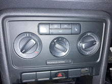 Load image into Gallery viewer, Temperature Controls Volkswagen Beetle 2017 - NW698142
