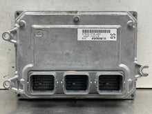 Load image into Gallery viewer, ECU ECM COMPUTER HONDA HR-V 2016 16 - NW699605
