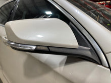 Load image into Gallery viewer, Side View Door Mirror Chevrolet Impala 2014 - NW699971
