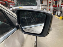 Load image into Gallery viewer, Side View Door Mirror Chevrolet Impala 2014 - NW699971
