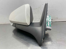 Load image into Gallery viewer, Side View Door Mirror Chevrolet Impala 2014 - NW699971
