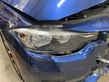 Load image into Gallery viewer, HEADLIGHT LAMP ASSEMBLY BMW 320i 328D 328i 330E 330i 16 17 Right - NW699362
