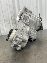 Load image into Gallery viewer, TRANSFER CASE 228I 320i 328D 328i 328I GT 428i 435i 528i M235I 12-18 - NW698726
