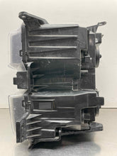 Load image into Gallery viewer, Headlight Lamp Assembly  SILVERADO 1500 PICKUP 2019 - NW700359
