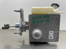 Load image into Gallery viewer, ABS Pump  SILVERADO 1500 PICKUP 2019 - NW700252
