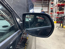 Load image into Gallery viewer, Side View Door Mirror Honda HR-V 2019 - NW699098
